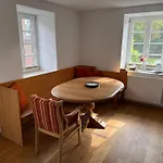 Hof Koenig 아파트