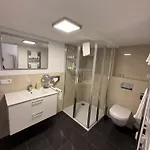 Hof Koenig *